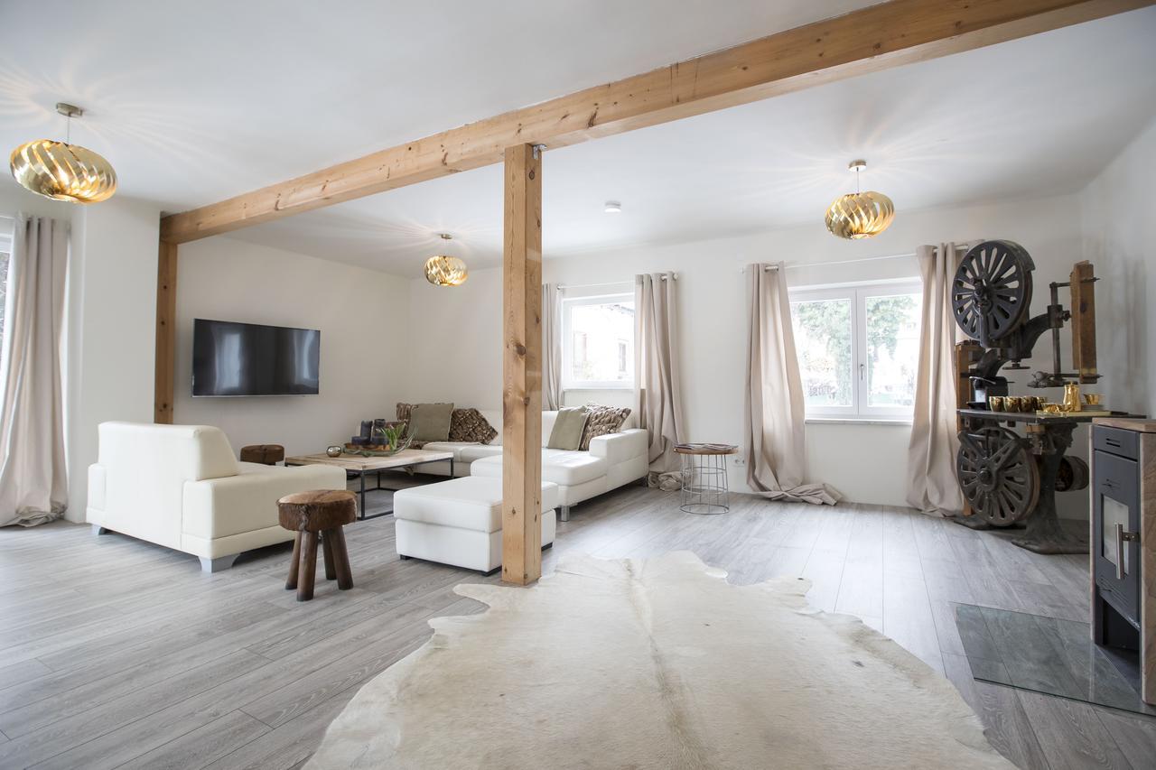 Chalet Happy Family, Secluded Location, 15 Min To Salzburg And Just Short To T Lakes Sound Of Music, Bbq&Bikes&Sunbeds For Free, Up To 14P Golling an der Salzach Exteriör bild