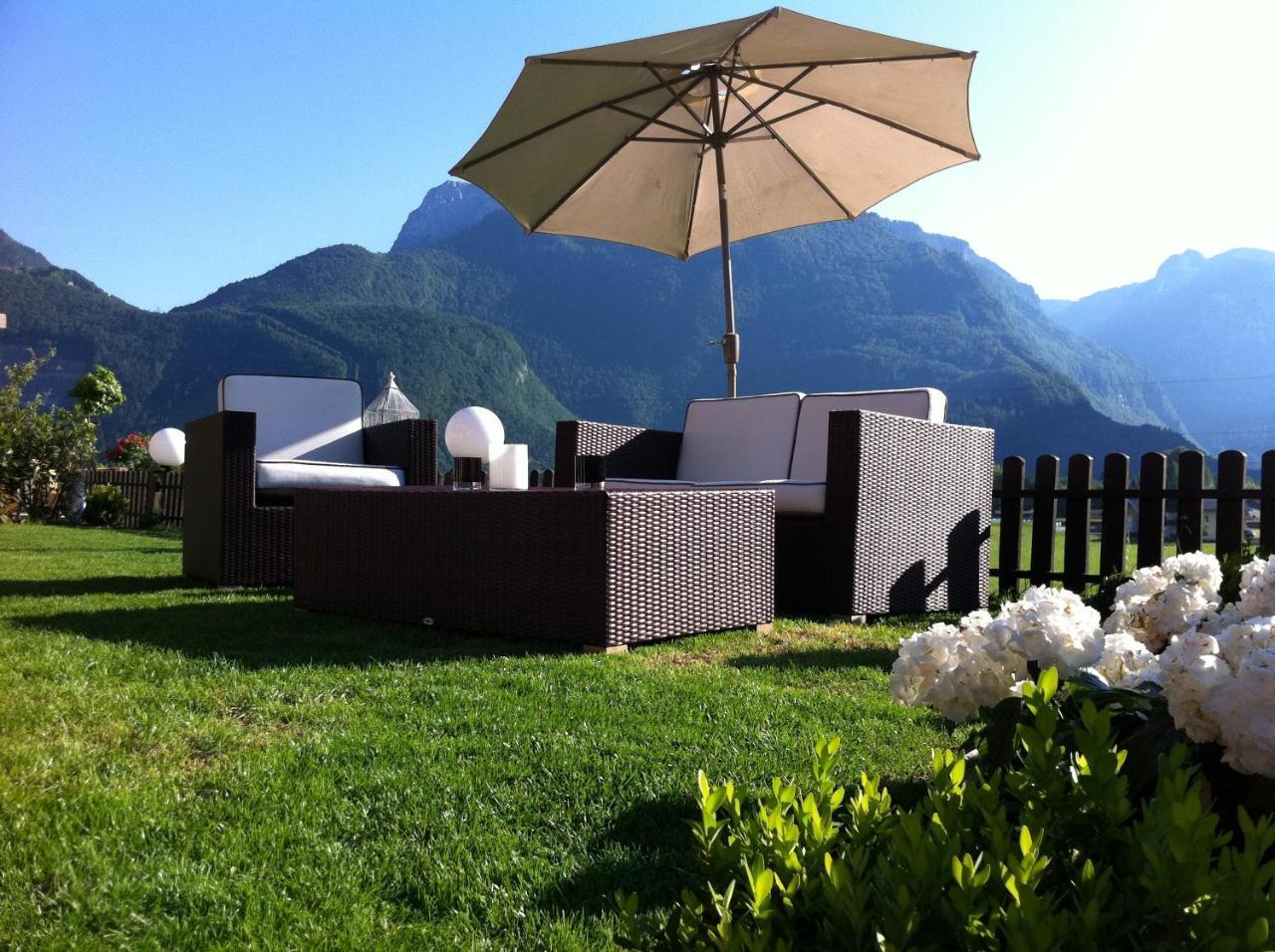 Chalet Happy Family, Secluded Location, 15 Min To Salzburg And Just Short To T Lakes Sound Of Music, Bbq&Bikes&Sunbeds For Free, Up To 14P Golling an der Salzach Exteriör bild